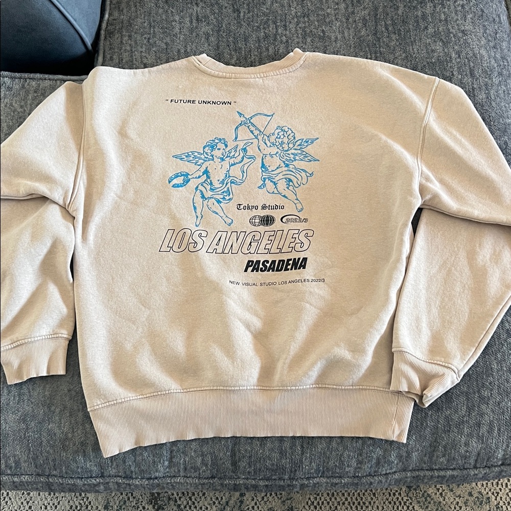 H&M Crewneck - Picture 3 of 5